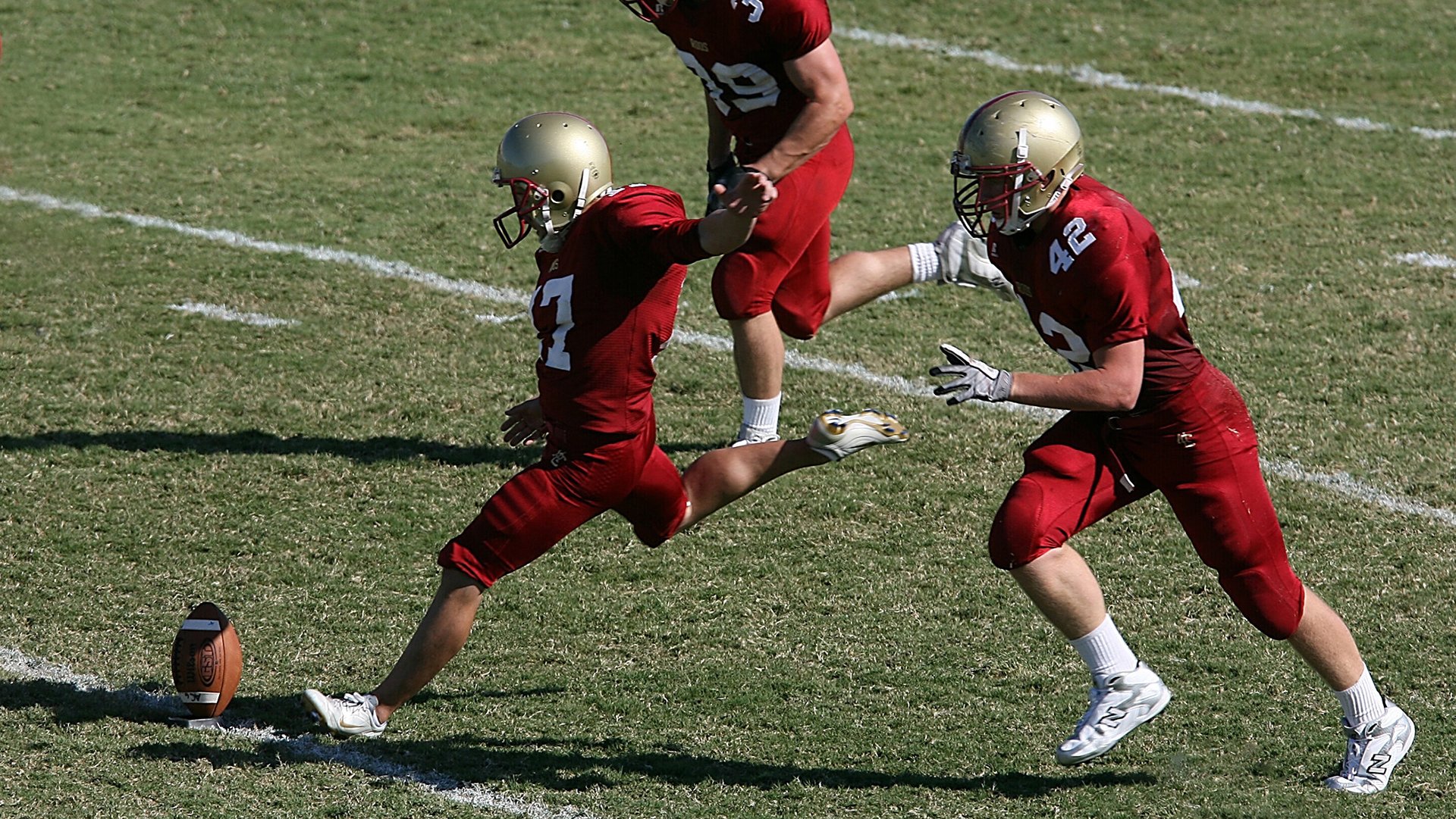 F1新赛季揭幕战之夜，文班亚马连续得分拉开差距，速度与高度的跨界交响